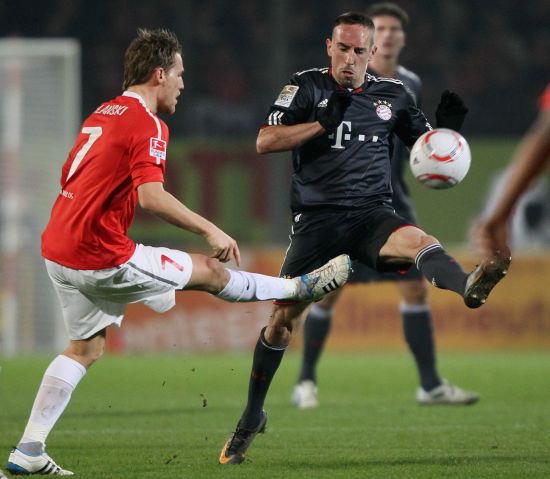 的球迷欢欣 的球迷欢欣